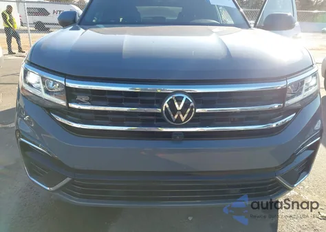 2021 Volkswagen Atlas Cross Sport 3.6L V6 Sel Premium R-Line z USA, uszkodzony, nr VIN 1V2FE2CA0MC232550